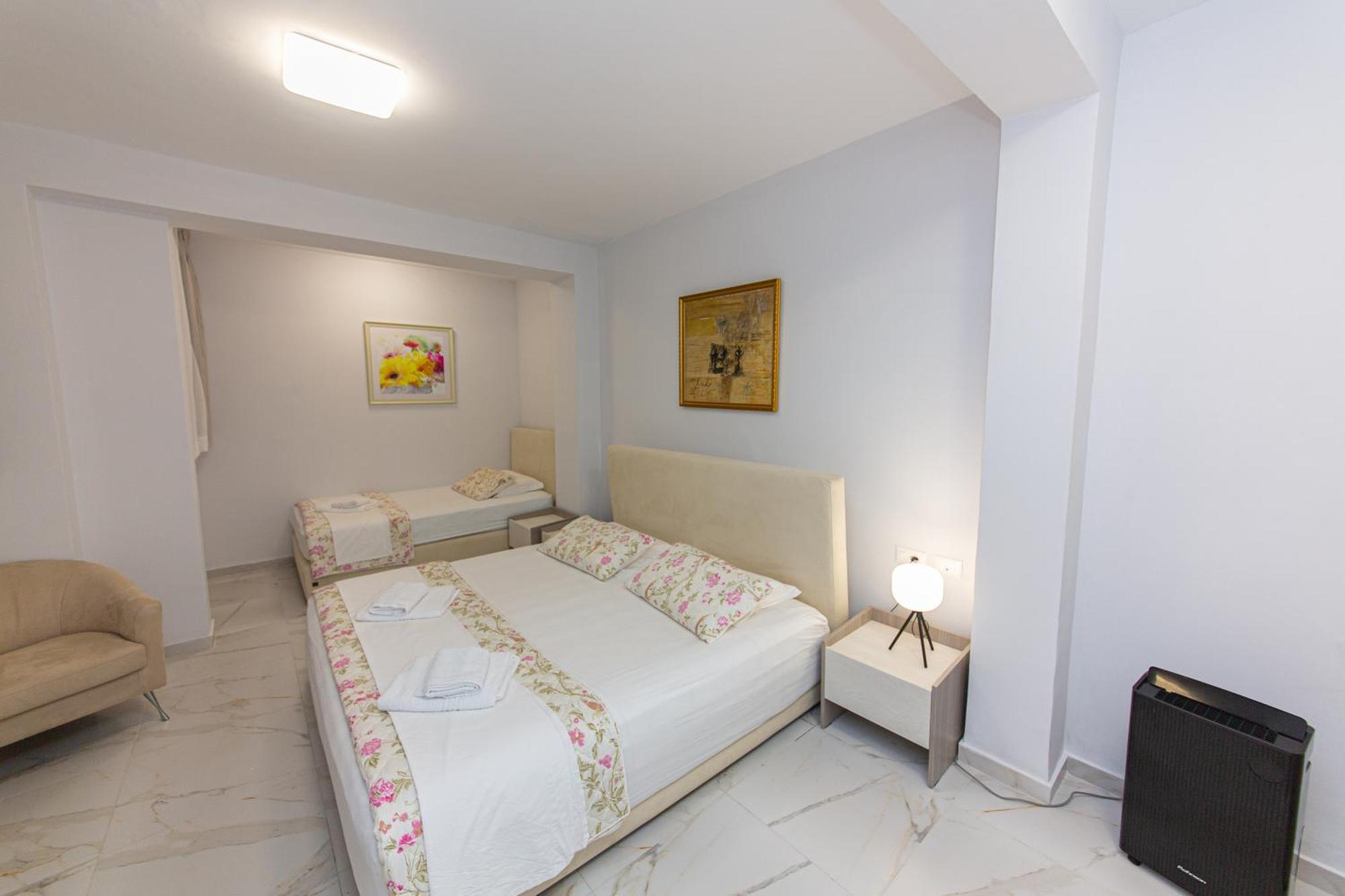 Luxury Villa 2 Vlore Exterior photo