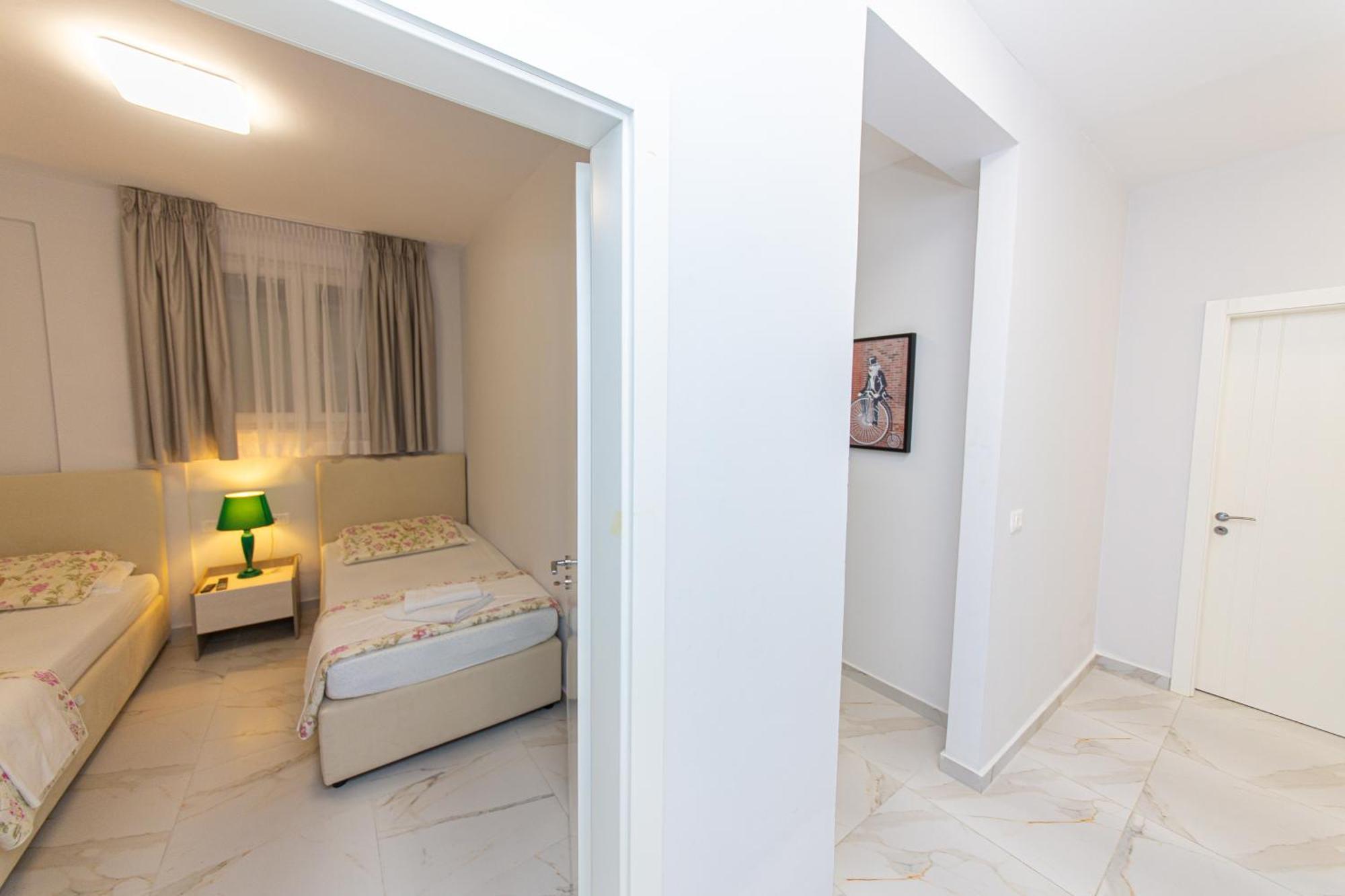 Luxury Villa 2 Vlore Exterior photo
